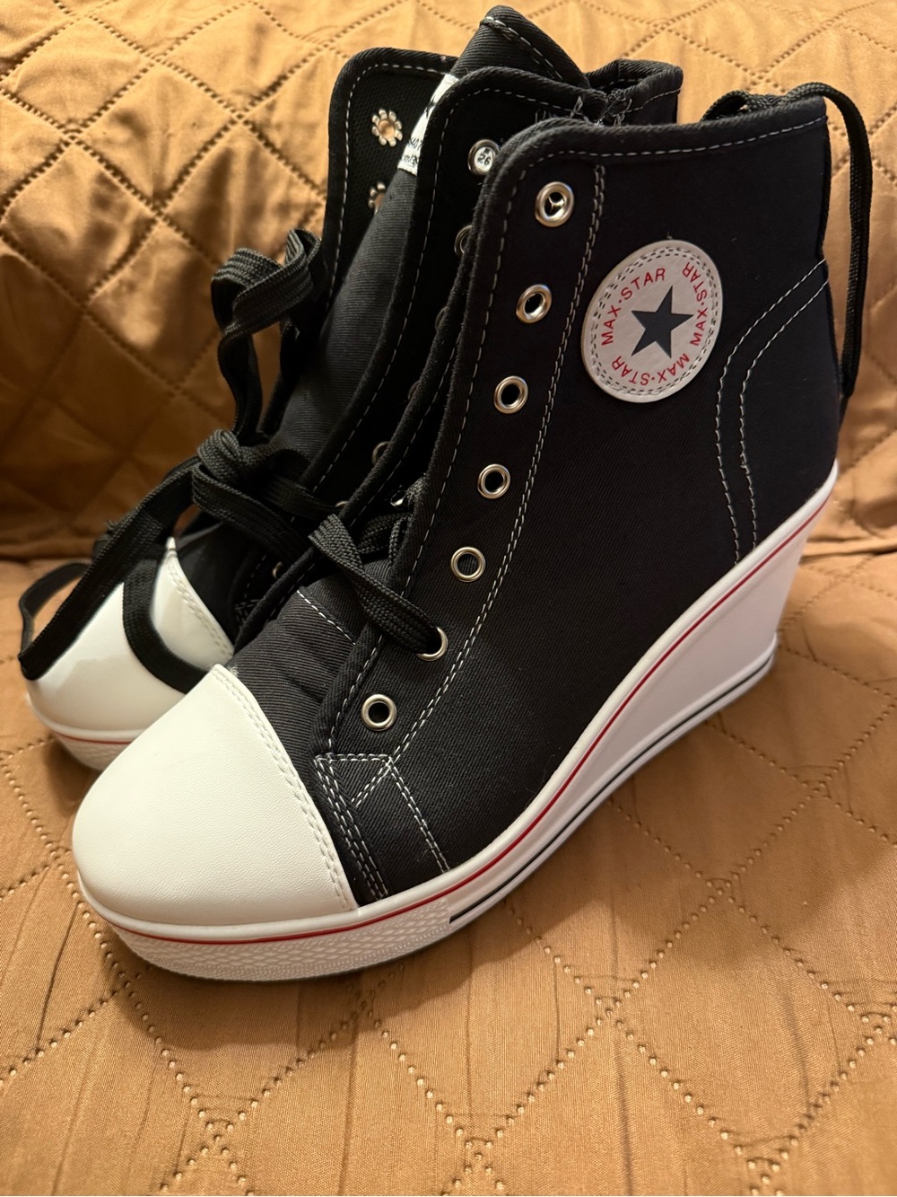 Max Star Black Canvas Hightop Wedge Sneakers Tennis Shoes Sz 8